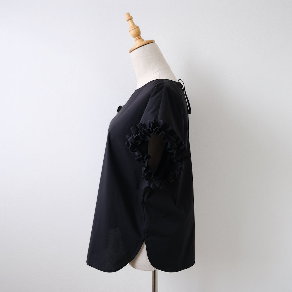 Side slit frill sleeve blouse black LA0131-k