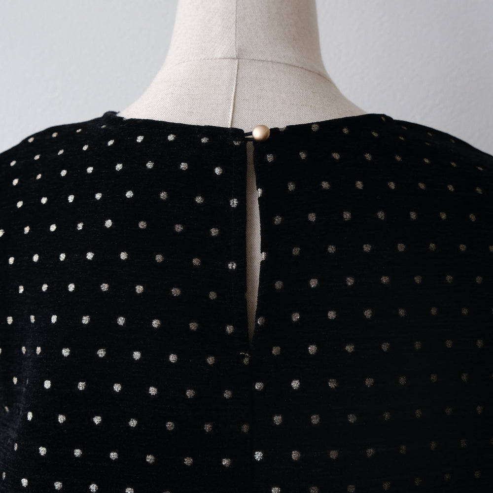 Dot Embroidered Long-Sleeve with Frilled Hem （LA0137 dot）