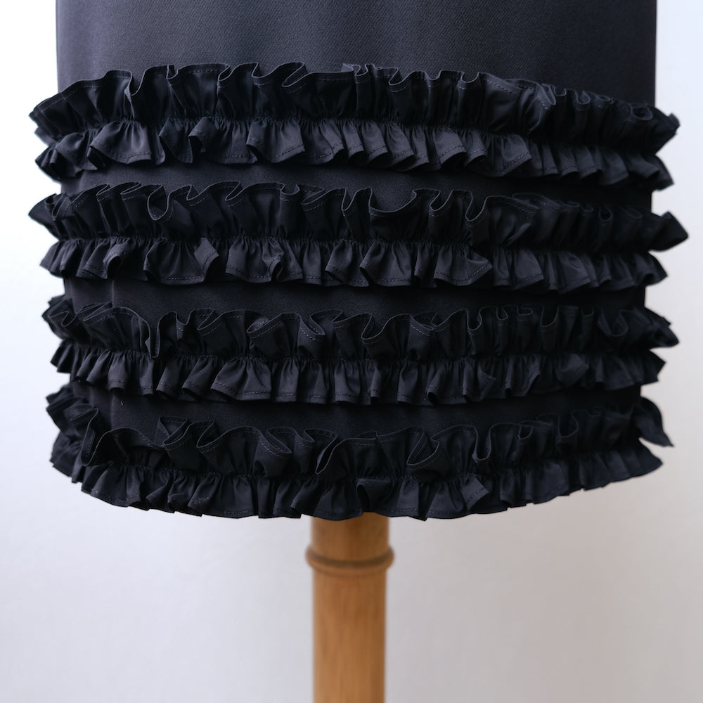 Hem frill long skirts black LA01098